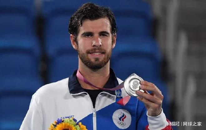 更可能是他 更可能是他